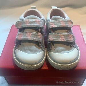 See Kai Run Robyne Gray shoe size 9.5